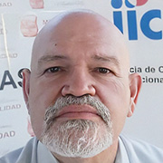 Julián Vega